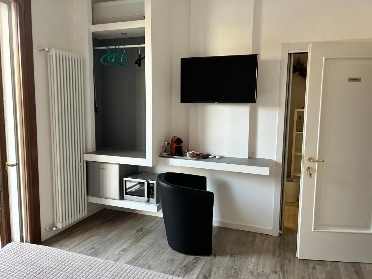 Relax & Emozioni Rooms فاليجيو سول مينشيو المظهر الخارجي الصورة